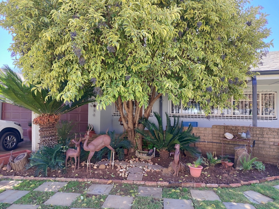 3 Bedroom Property for Sale in Meiringspark North West
